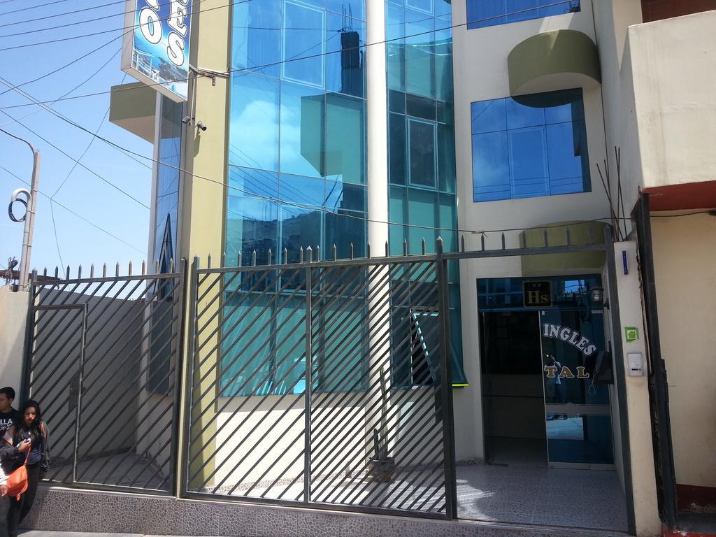 אילו Hostal Puerto Ingles מראה חיצוני תמונה